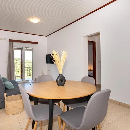 Apartment Mysa Nature Tragaki